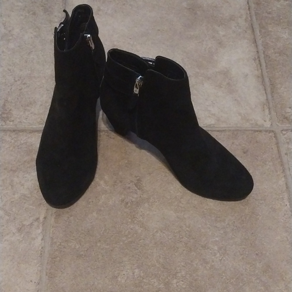 Sam Edelman Kinzey Black Leather Suede Kitten Heel Ankle Boots Booties Women's 7